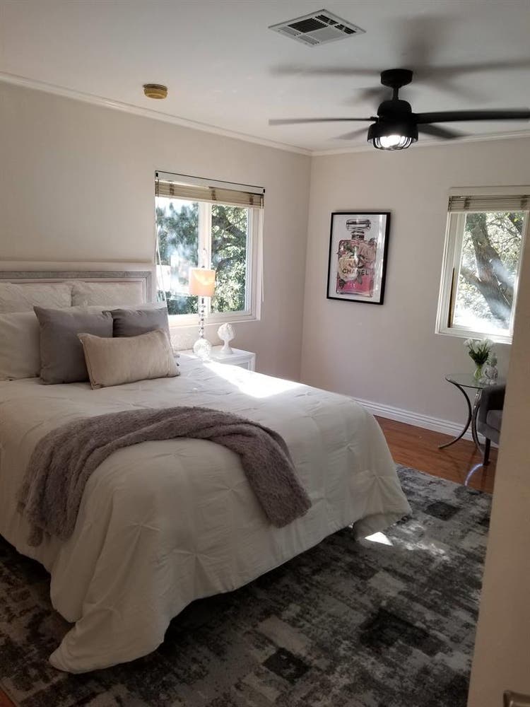 $ Rooms, South of the Blvd.