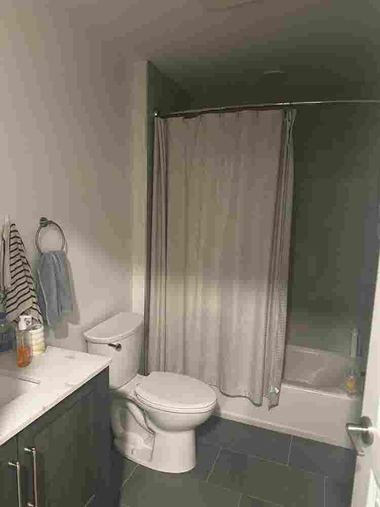1 Room Available in Bath