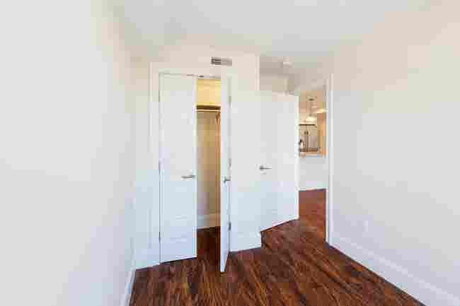 1 Room Available in Bath