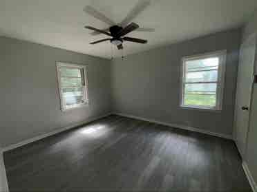 ROOMS FOR RENT MIDTOWN MEMPHIS!!