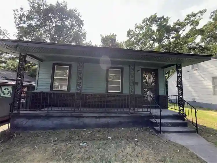 ROOMS FOR RENT MIDTOWN MEMPHIS!!