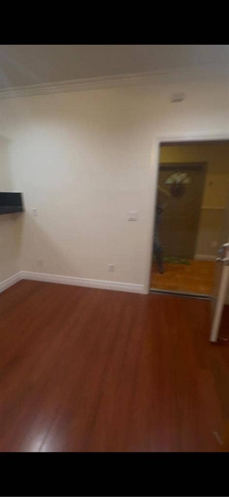 Huge Room, East Hollywood, $