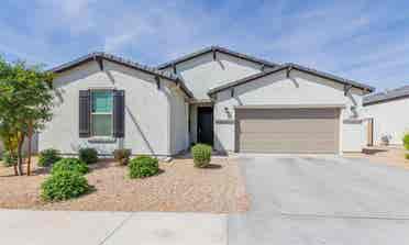 Share rental available Sept 1