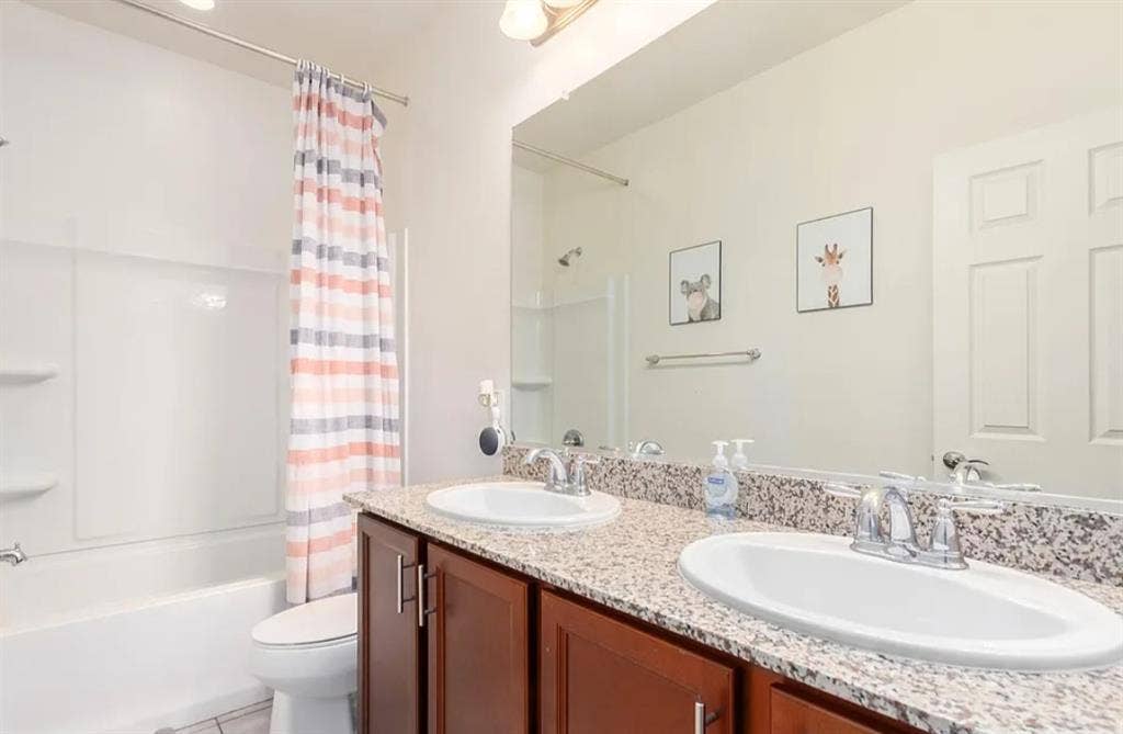 Share rental available Sept 1