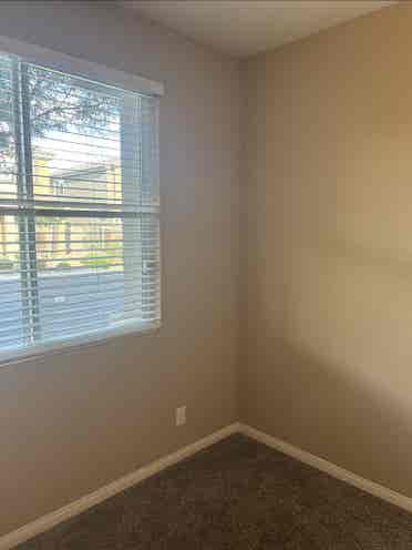 ROOM WITH PRIVATE BATH * GATED COMM