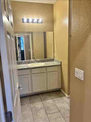 ROOM WITH PRIVATE BATH * GATED COMM