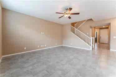 ROOM WITH PRIVATE BATH * GATED COMM