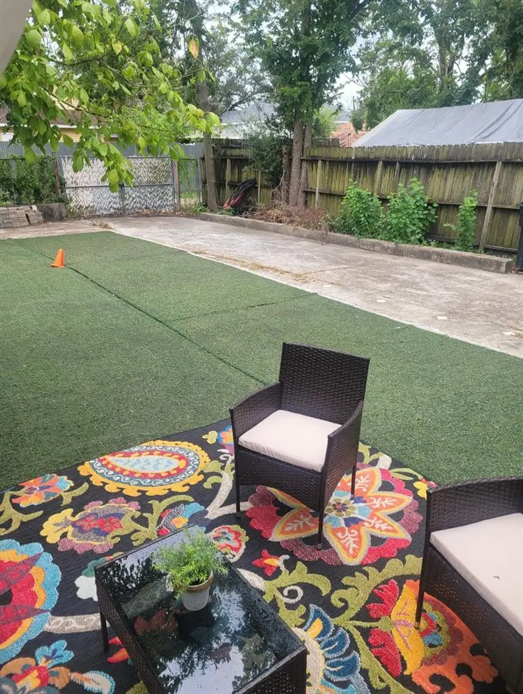 Male Roommate Wanted: Furnished