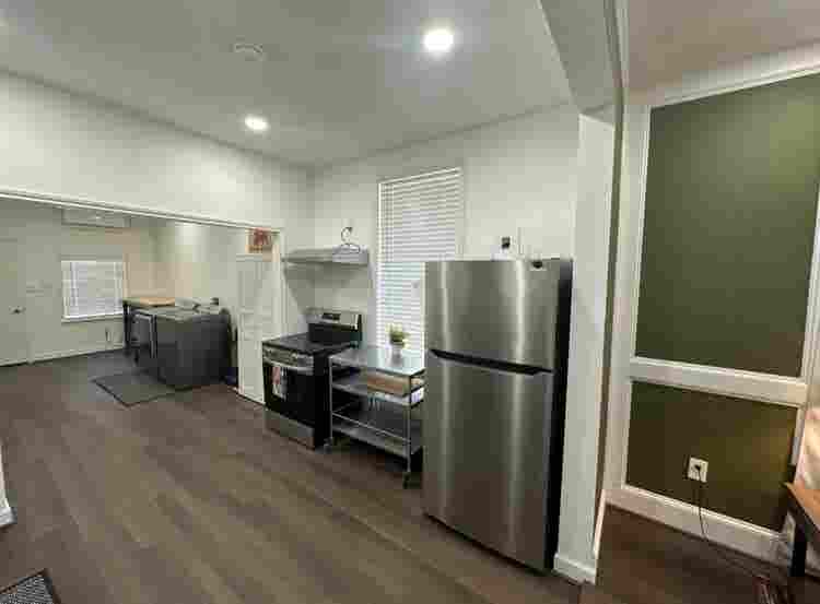 Male Roommate Wanted: Furnished