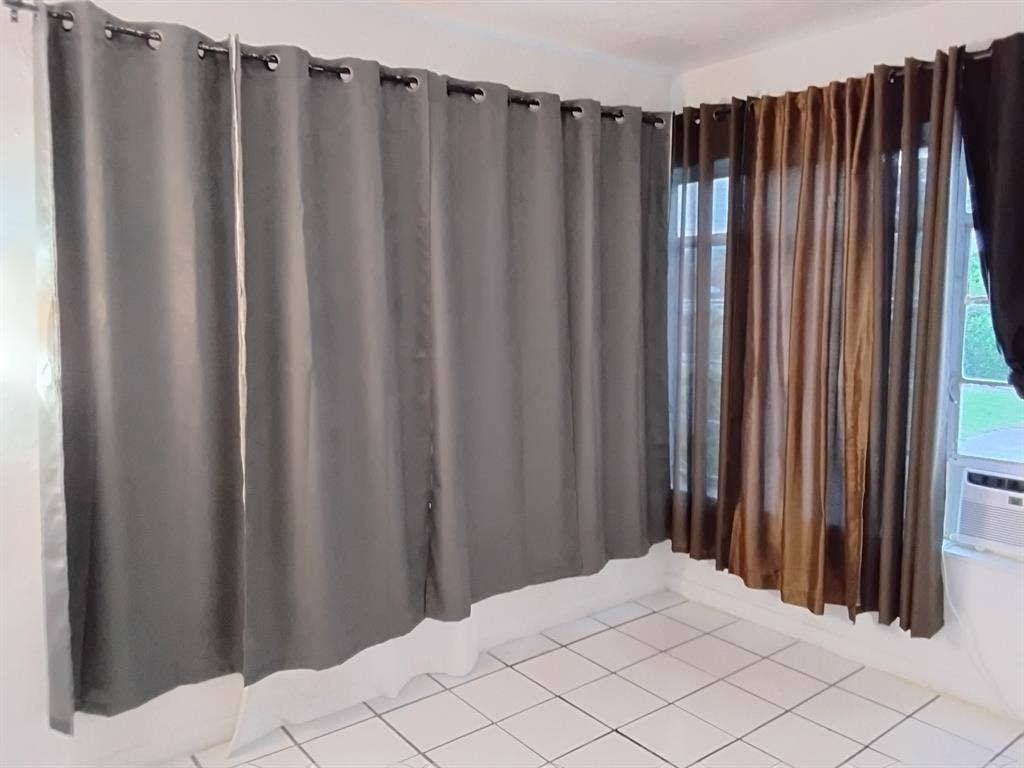 Private rm canal front quiet apt