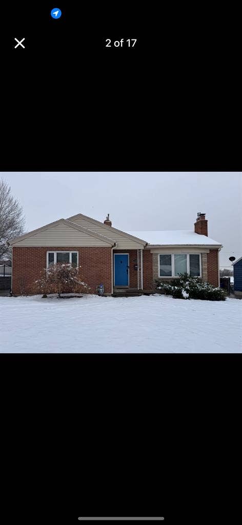 Female roommate needed