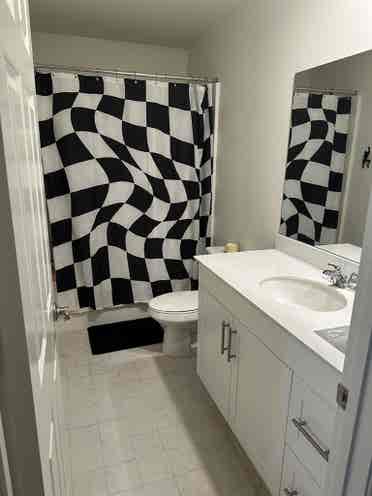 Private room and bathroom