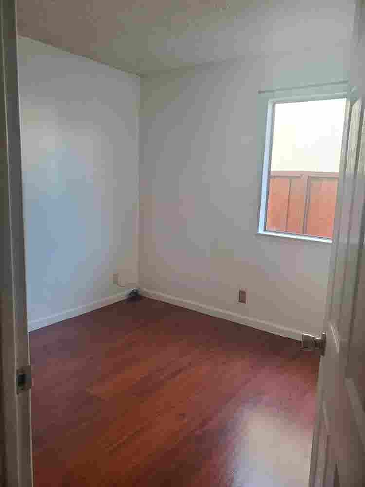 Room for Rent - 0 deposit,-