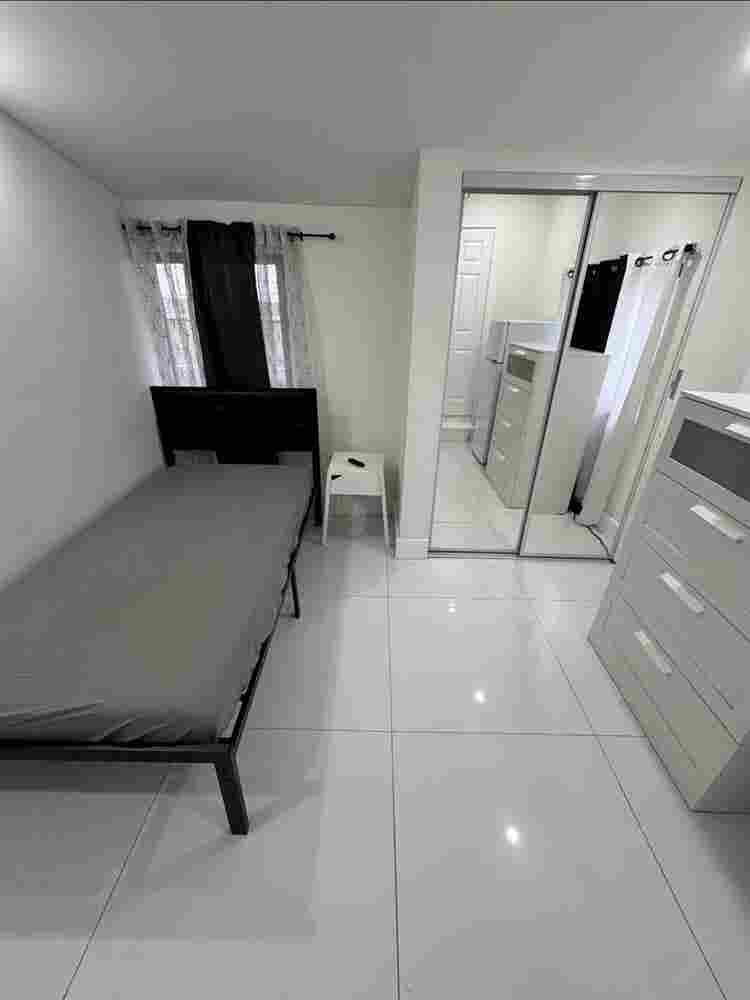 Se Rentan Dos Habitaciones