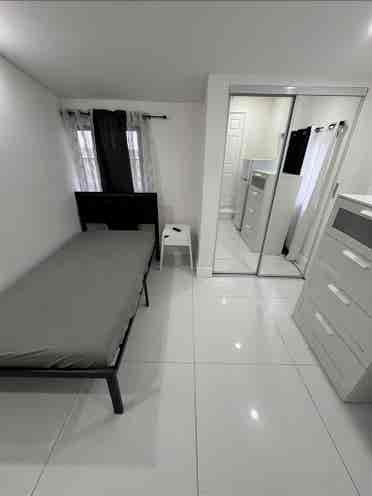 Se Rentan Dos Habitaciones
