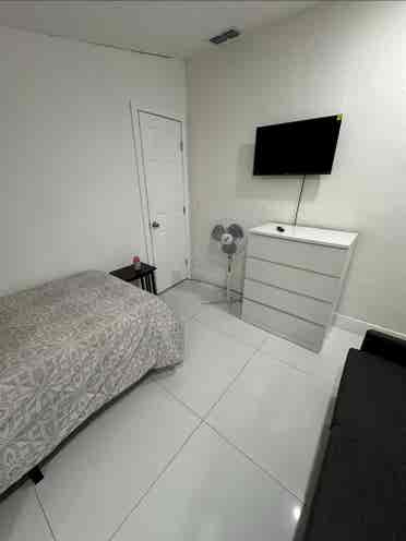 Se Rentan Dos Habitaciones