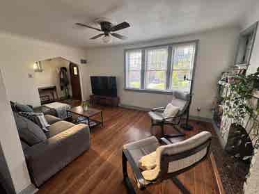 Private Room in Richmond Heights