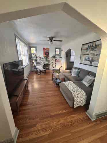 Private Room in Richmond Heights