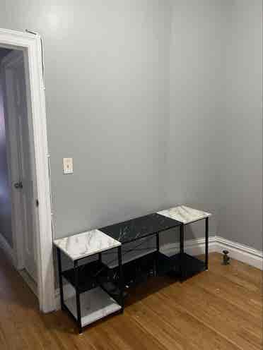 Private room for rent in el barrio!