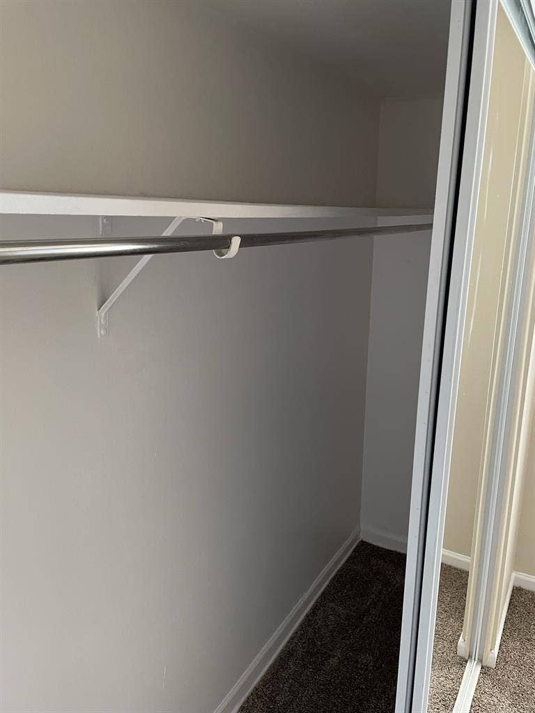 Need a Male Roommate