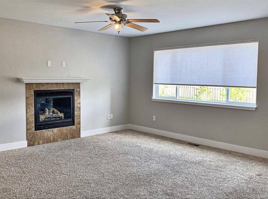 Professional Female roommate wanted