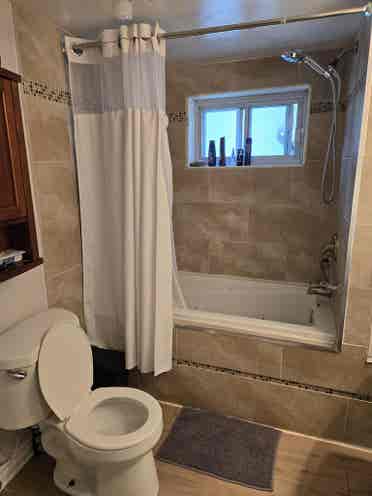 Spacious room in St-Leonard
