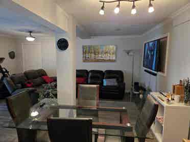 Spacious room in St-Leonard