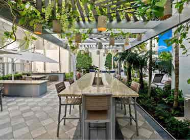 Luxury priviate room and bath rent
