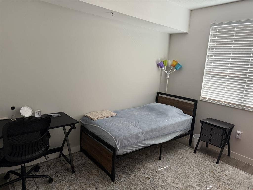 Modern Private Room for Rent