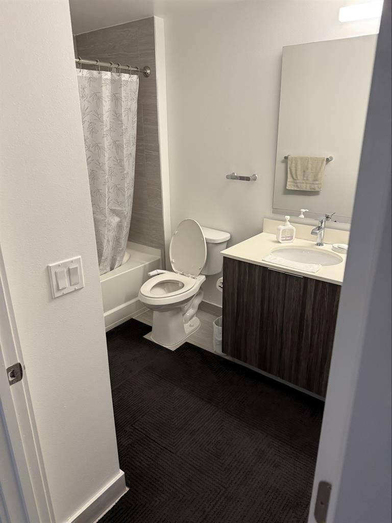 Modern Private Room for Rent