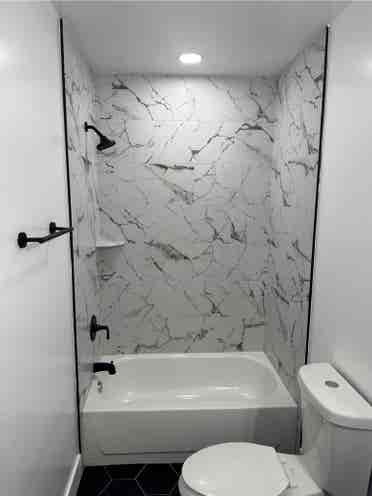 Private room & bath in Hopkins Area