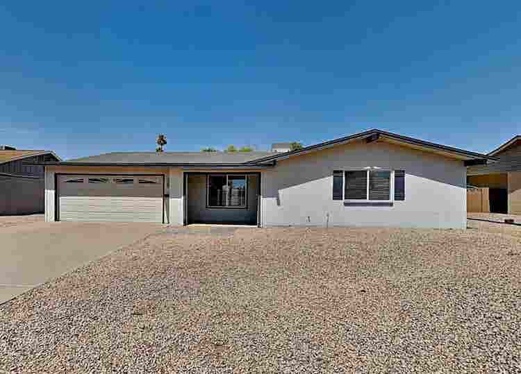 4 bedroom beautiful house for rent