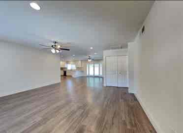 4 bedroom beautiful house for rent