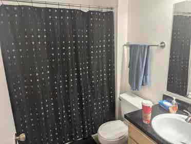 Seeking roommate ASAP