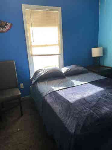 Nice private bedroom available now