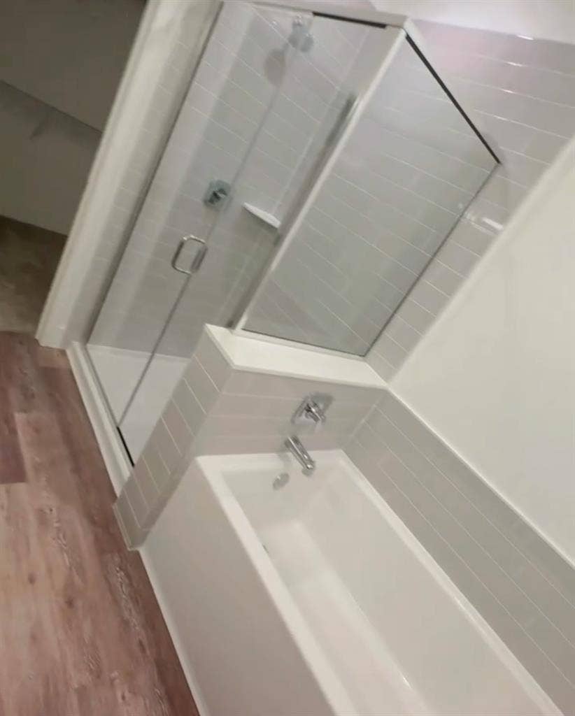 Room for rent inside BRAND NEW APT