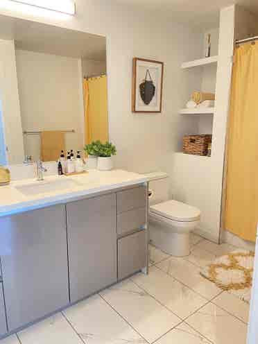 Your own Furnished Room& Bathroom