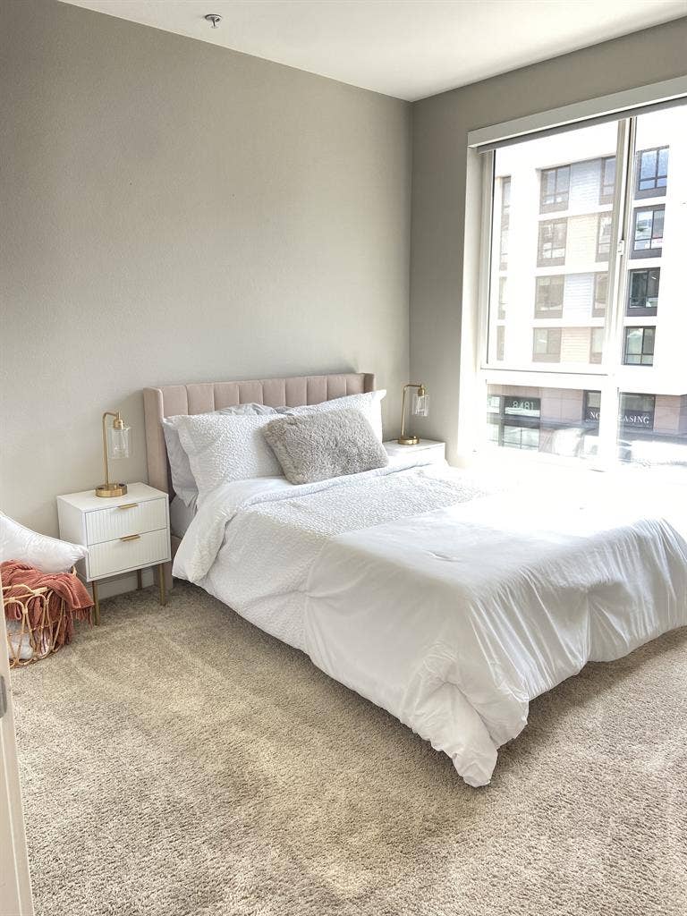 Your own Furnished Room& Bathroom