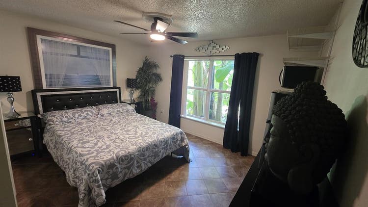 Very nice furnished room