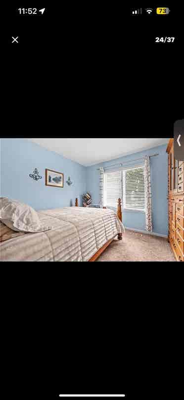LOOKING FOR A FEMALE ROOMATE