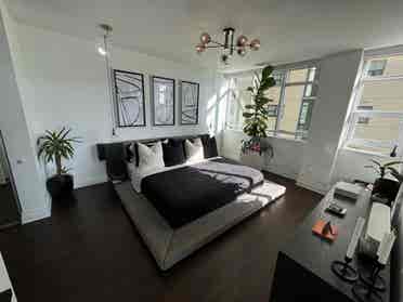 Private Room + Ensuite Bath