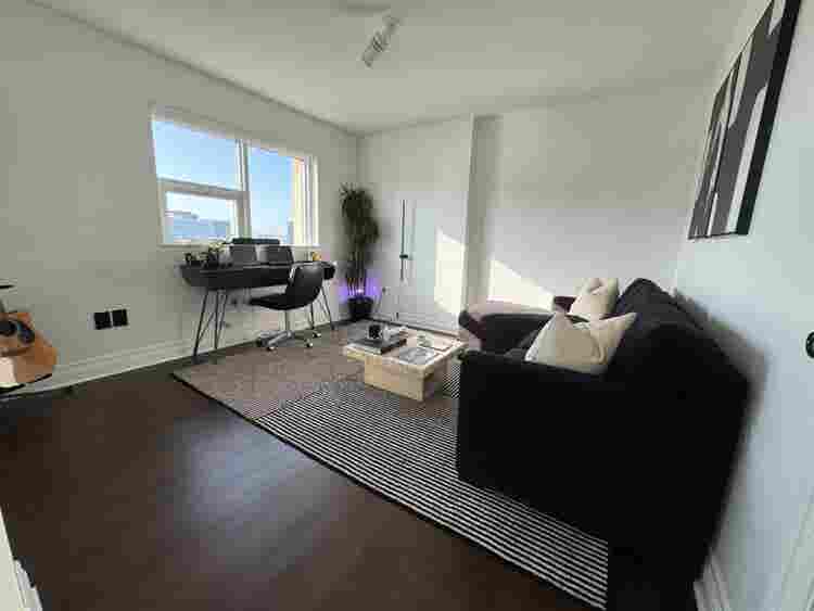 Private Room + Ensuite Bath