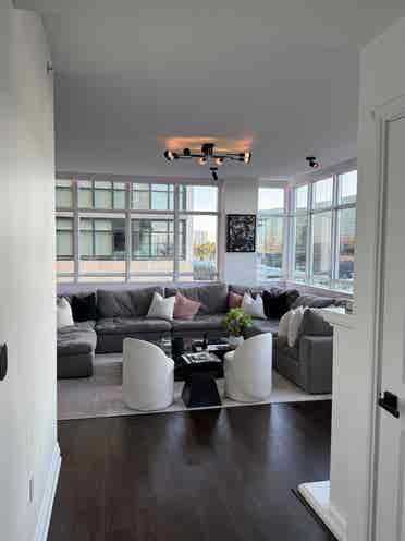 Private Room + Ensuite Bath