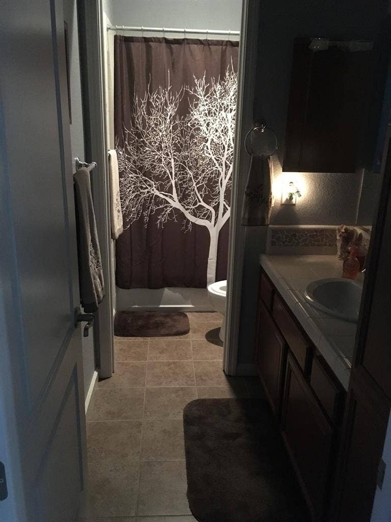 Private Room /Shared Bath