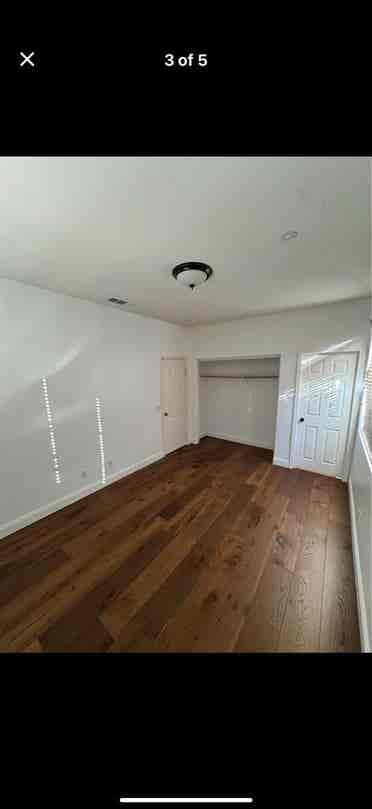 Private room with bathroom for rent