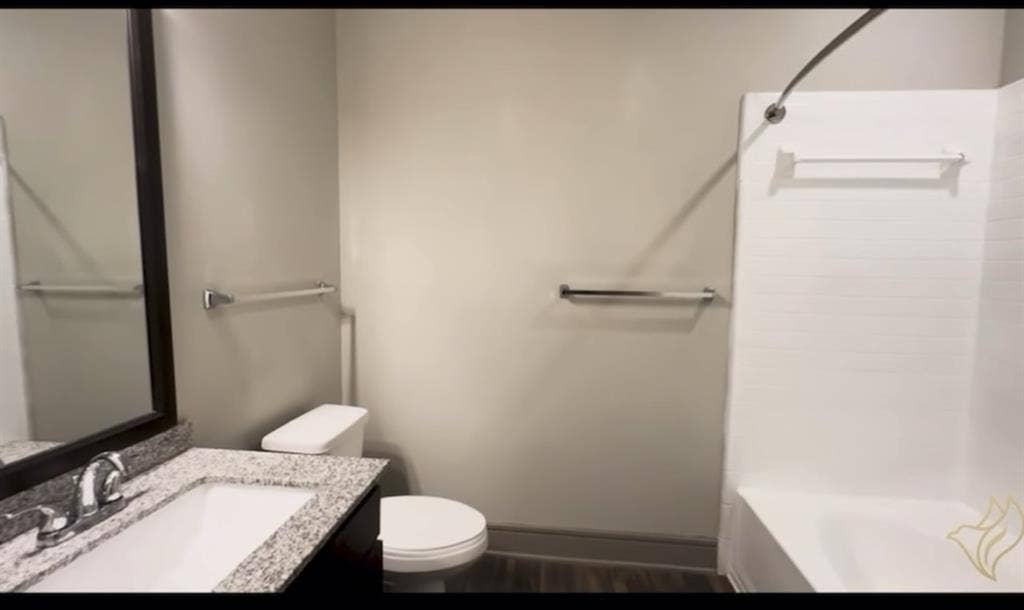 Sublease! $ move in bonus