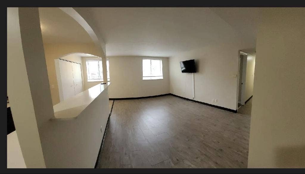 Room for rent at the Fairway!
