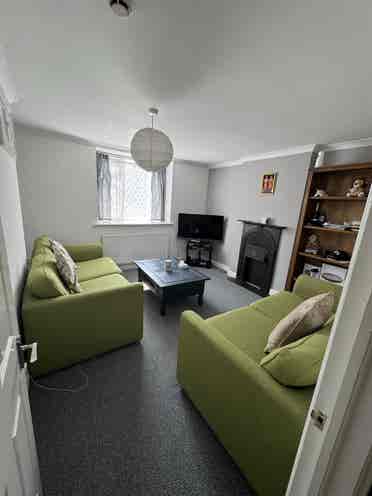 Rent 2 bedroom in prime locationn