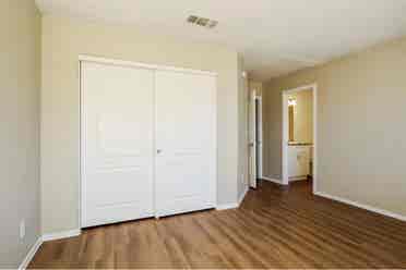 Spacious Rooms For Rent