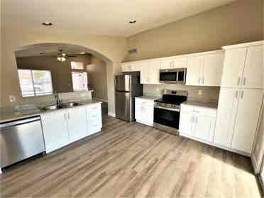 Spacious Rooms For Rent